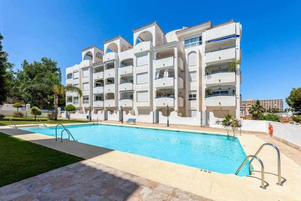 797 Holiday Rentals- Hermoso Apartamento Para 4 En Benalmadena Benalmádena Exterior foto