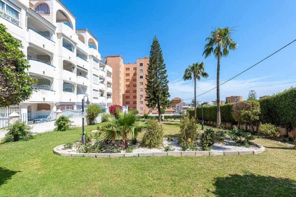 797 Holiday Rentals- Hermoso Apartamento Para 4 En Benalmadena Benalmádena Exterior foto